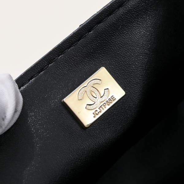 シャネルバッグ全体デザイン